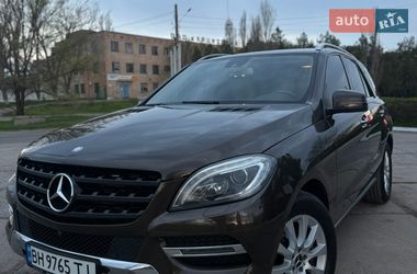 Позашляховик / Кросовер Mercedes-Benz M-Class 2013 в Одесі