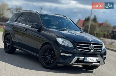 Внедорожник / Кроссовер Mercedes-Benz M-Class 2011 в Луцке