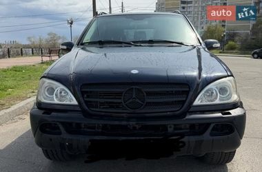 Внедорожник / Кроссовер Mercedes-Benz M-Class 2002 в Киеве