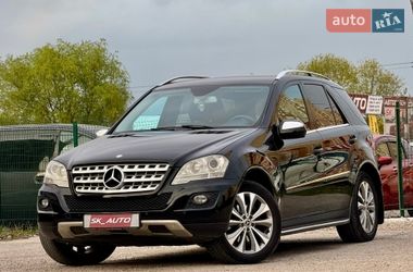 Внедорожник / Кроссовер Mercedes-Benz M-Class 2010 в Киеве