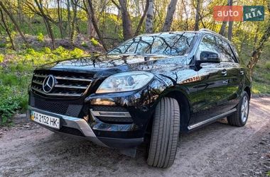 Позашляховик / Кросовер Mercedes-Benz M-Class 2014 в Києві