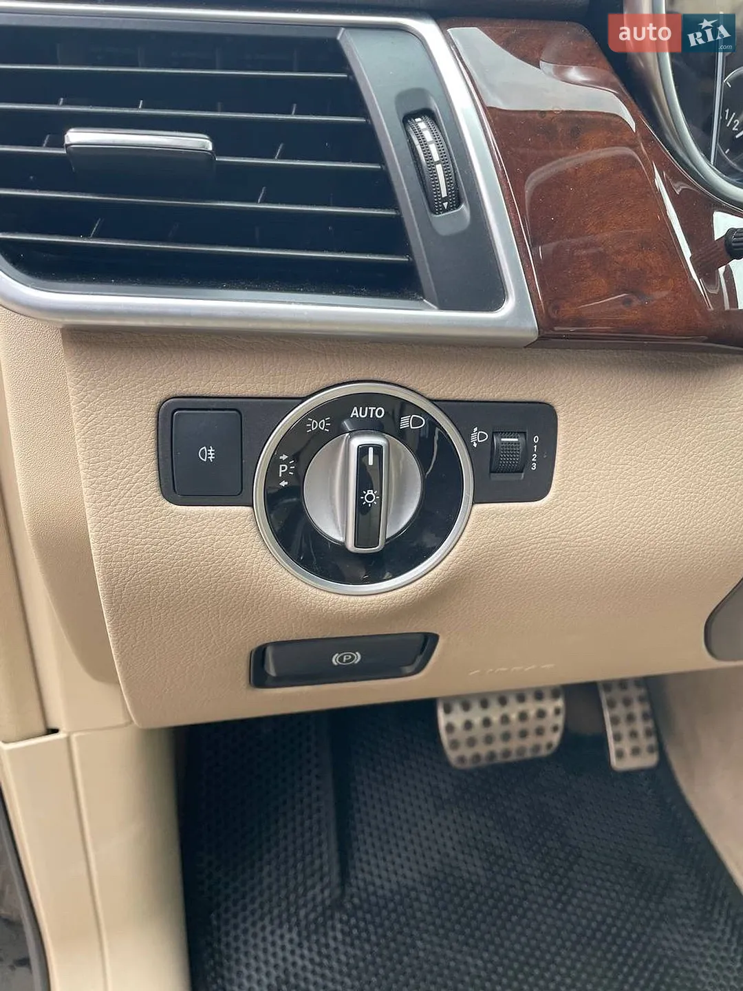 2012 Mercedes-Benz M-klasse - мініатюра 27