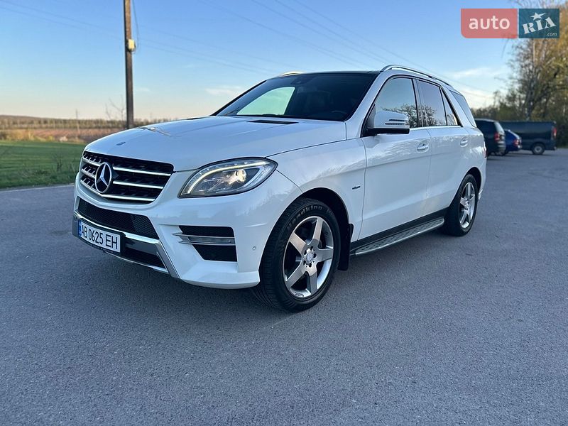 Mercedes-Benz M-Class 2011