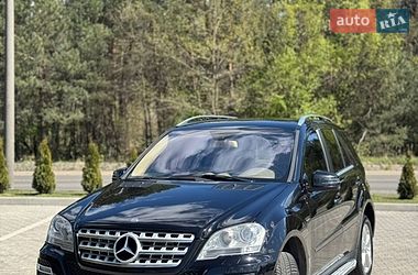 Позашляховик / Кросовер Mercedes-Benz M-Class 2010 в Ковелі