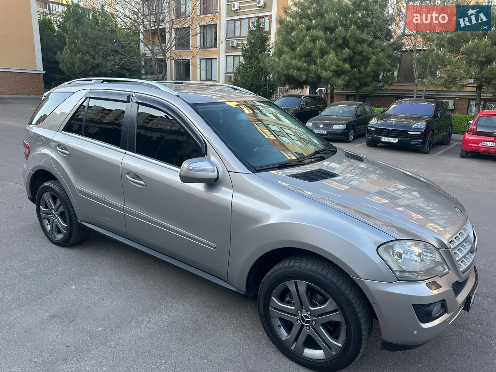 2010 Mercedes-Benz M-klasse - мініатюра 6