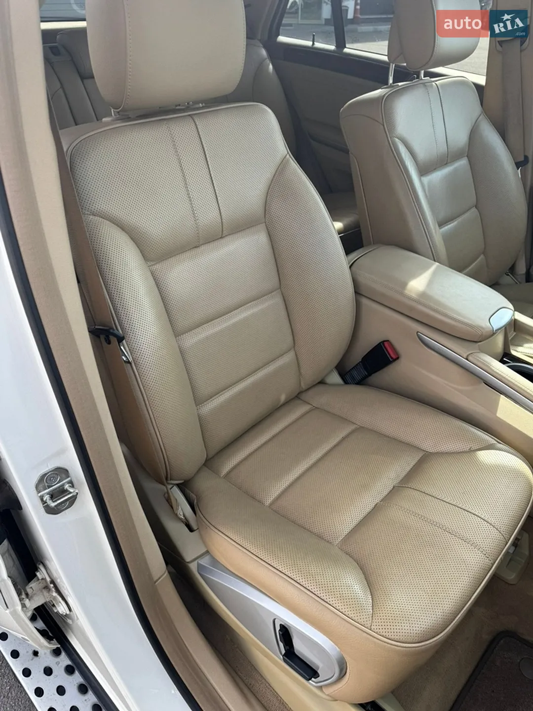 2010 Mercedes-Benz M-klasse - мініатюра 27