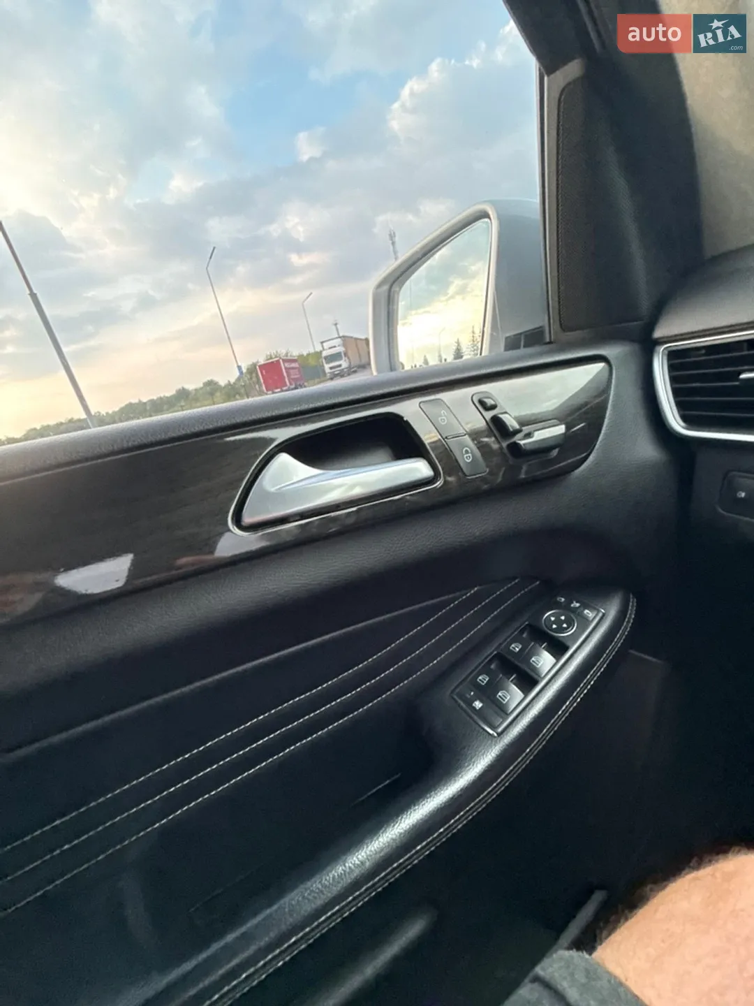 2012 Mercedes-Benz M-klasse - мініатюра 23