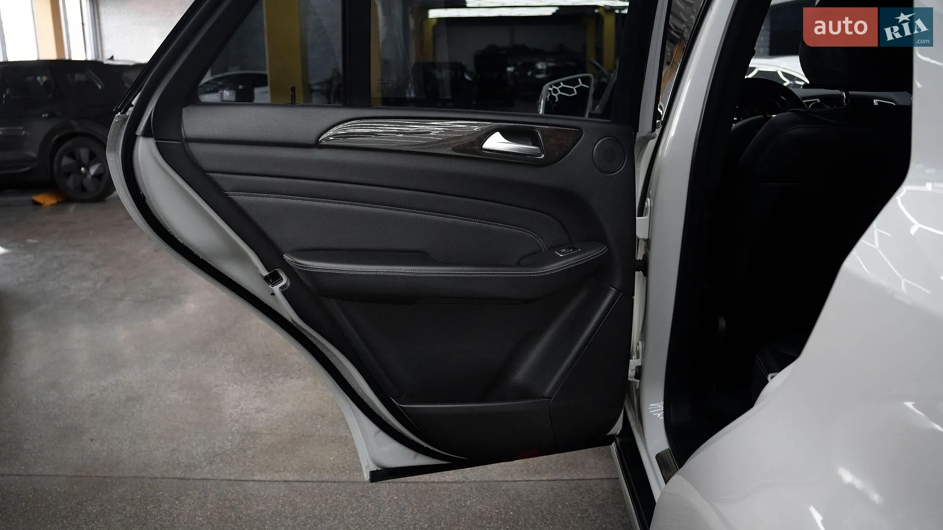 2012 Mercedes-Benz M-klasse - мініатюра 16