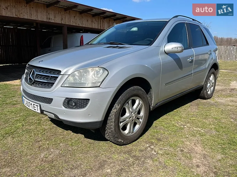 Mercedes-Benz M-Class