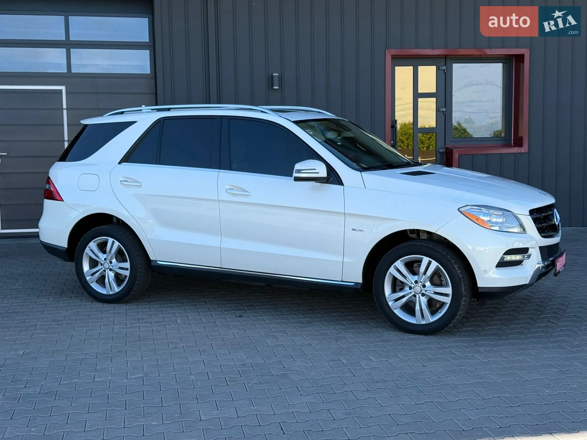 2012 Mercedes-Benz M-klasse - мініатюра 13