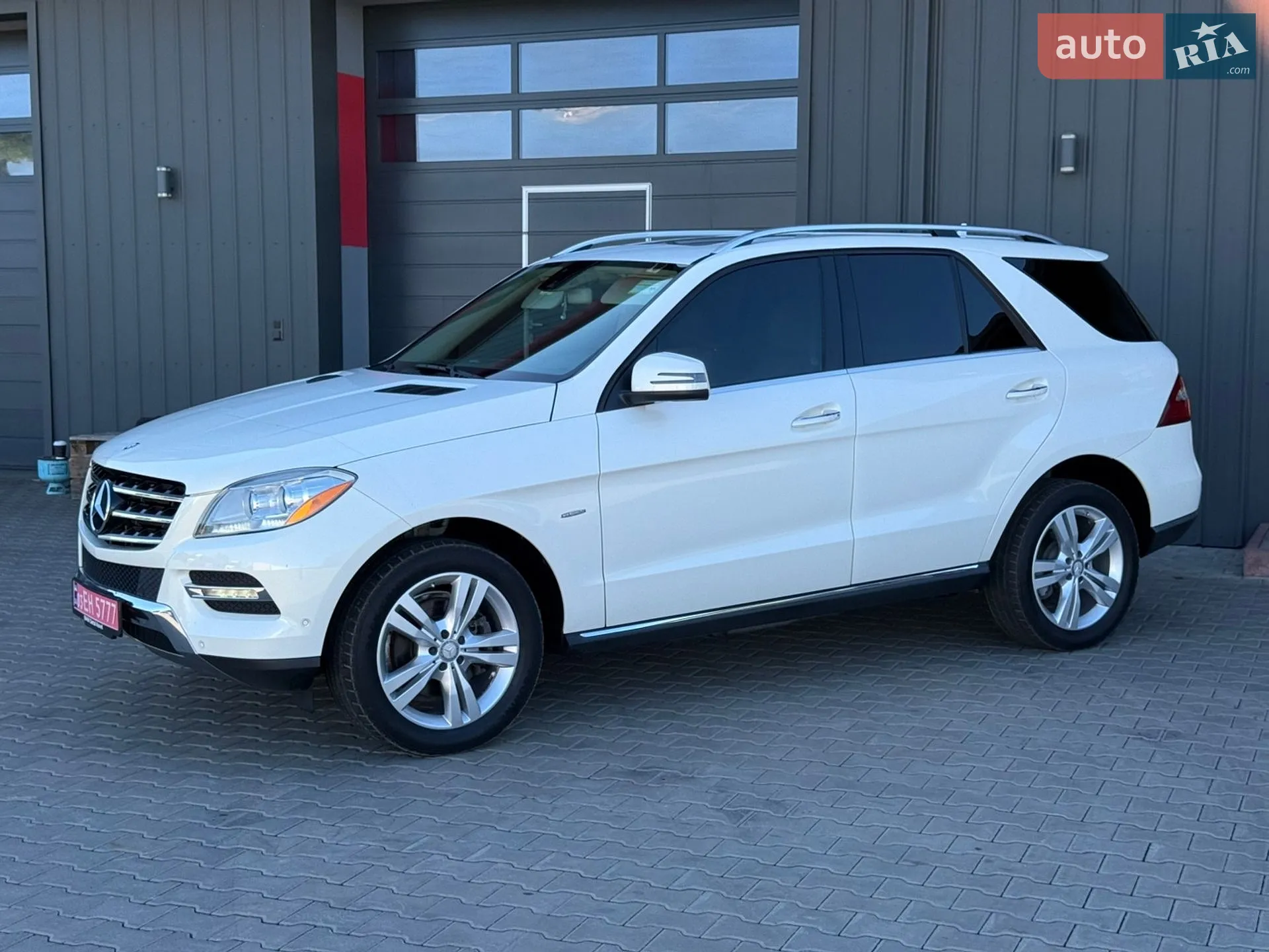 2012 Mercedes-Benz M-klasse - мініатюра 19