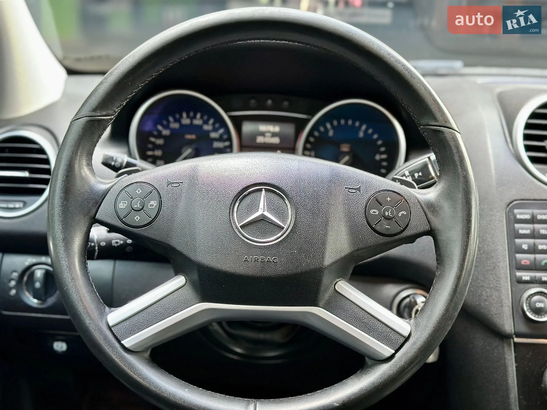 2010 Mercedes-Benz M-klasse - мініатюра 23