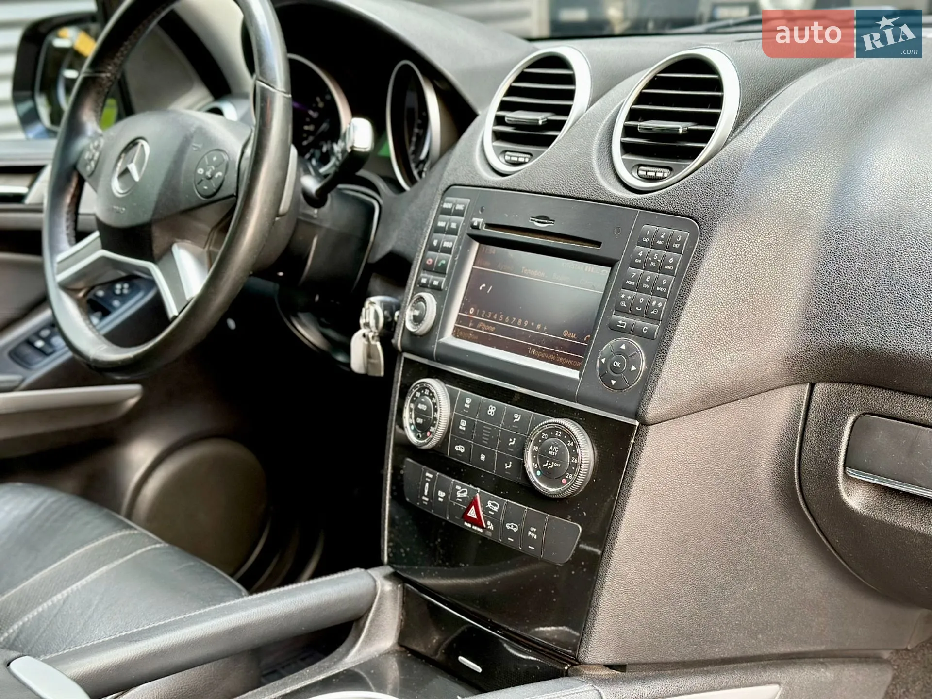 2010 Mercedes-Benz M-klasse - мініатюра 32
