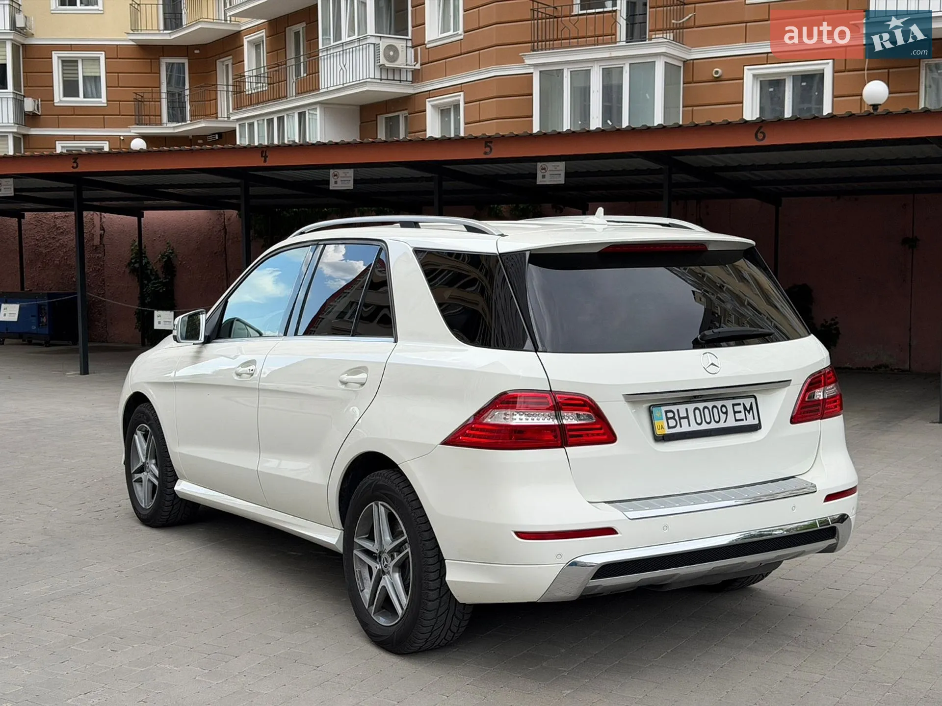 2012 Mercedes-Benz M-klasse - мініатюра 3