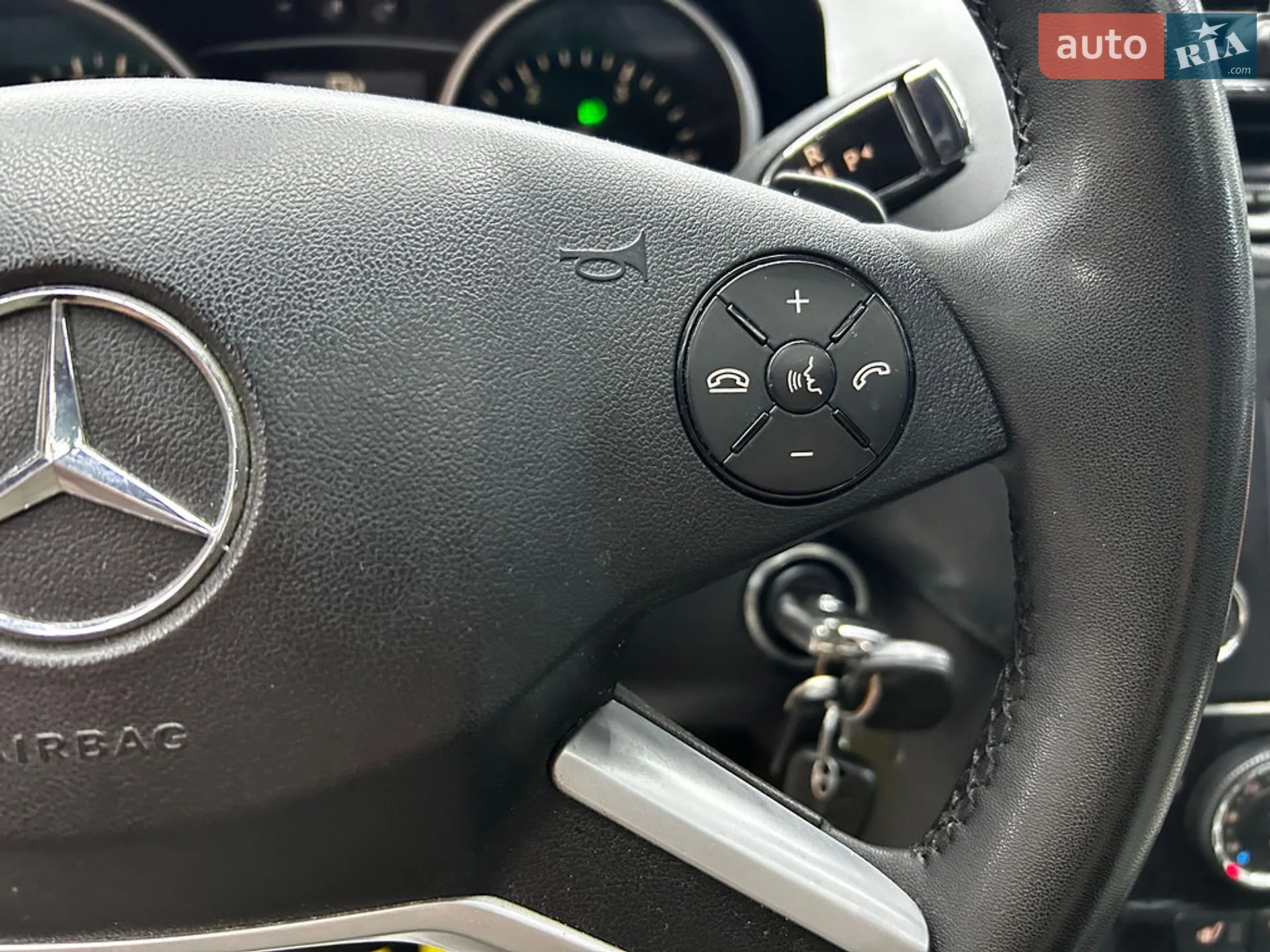 2010 Mercedes-Benz M-klasse - мініатюра 21