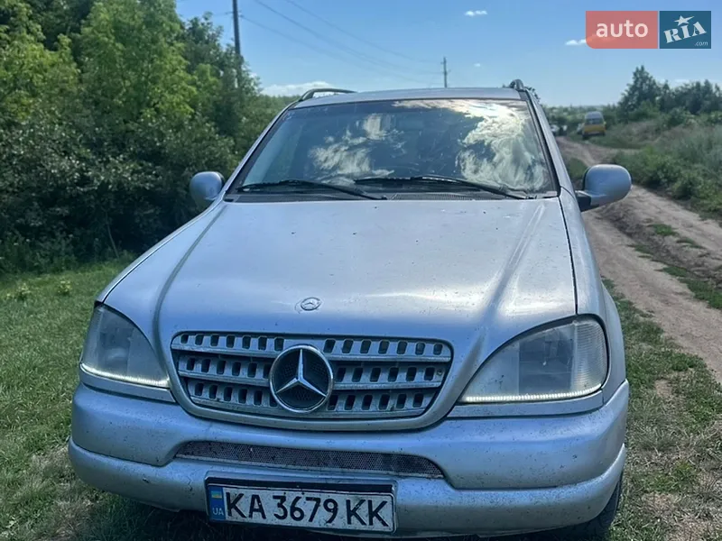 Mercedes-Benz M-Class