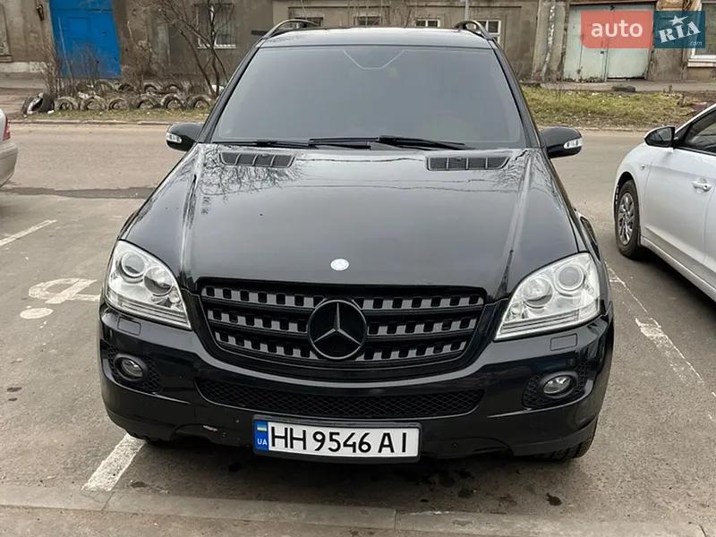 Mercedes-Benz M-Class