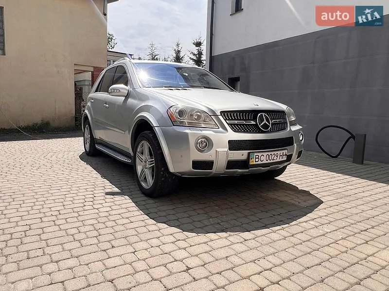 Mercedes-Benz M-Class