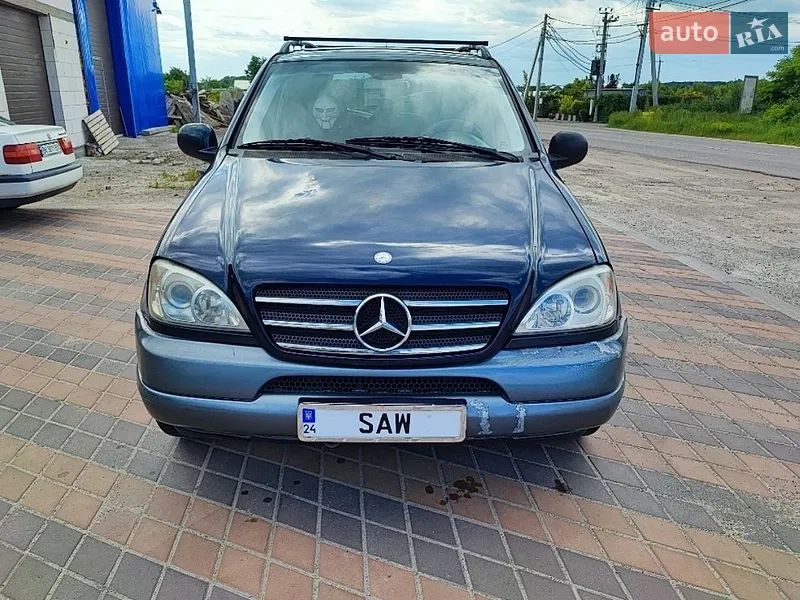 Mercedes-Benz M-Class 2001