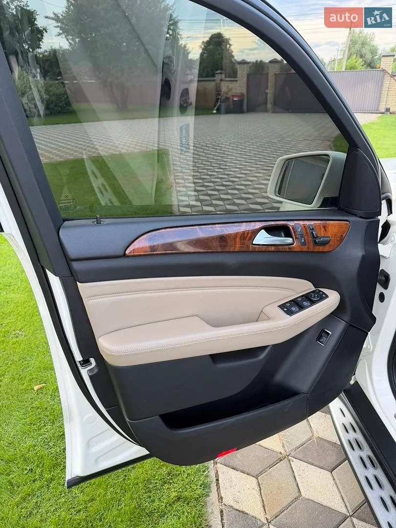 2011 Mercedes-Benz M-klasse - мініатюра 33