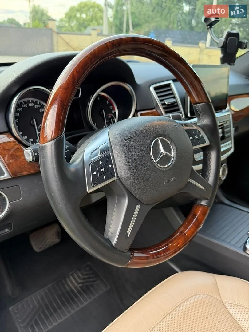 2011 Mercedes-Benz M-klasse - мініатюра 35