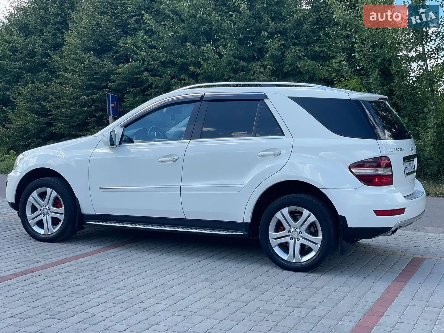 2010 Mercedes-Benz M-klasse - мініатюра 18