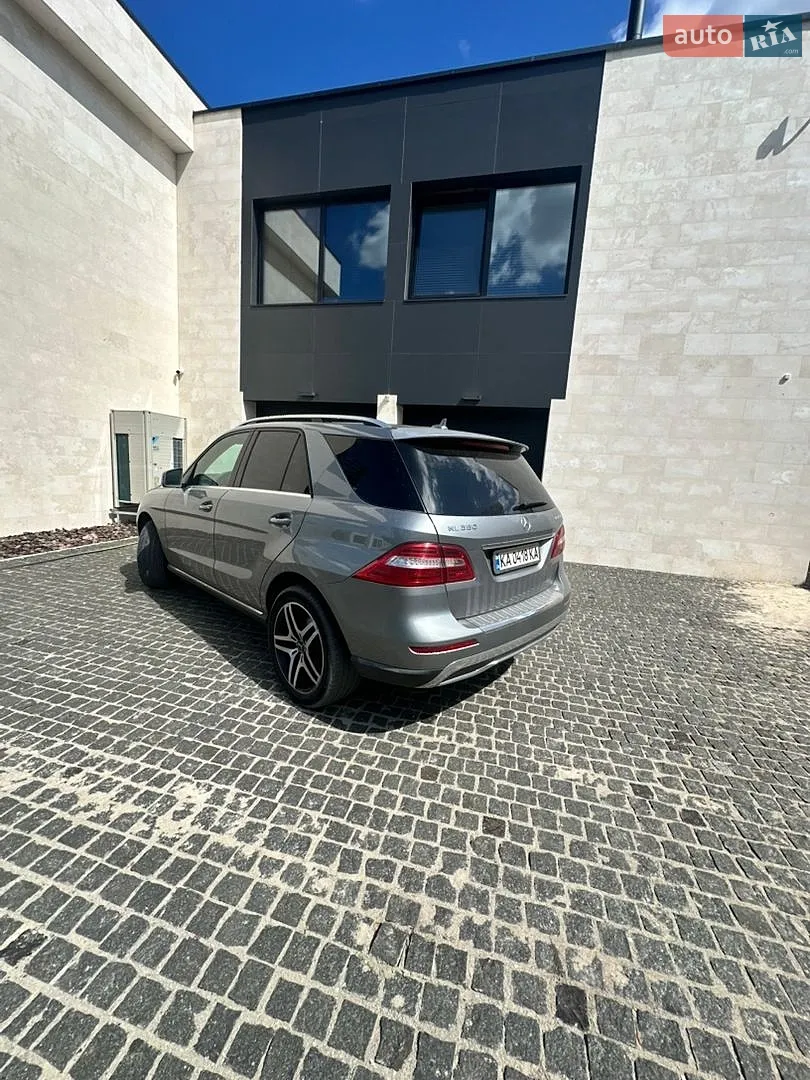 2011 Mercedes-Benz M-klasse - мініатюра 28