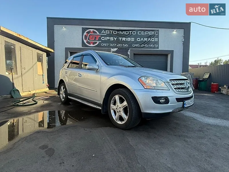 Mercedes-Benz M-Class 2008