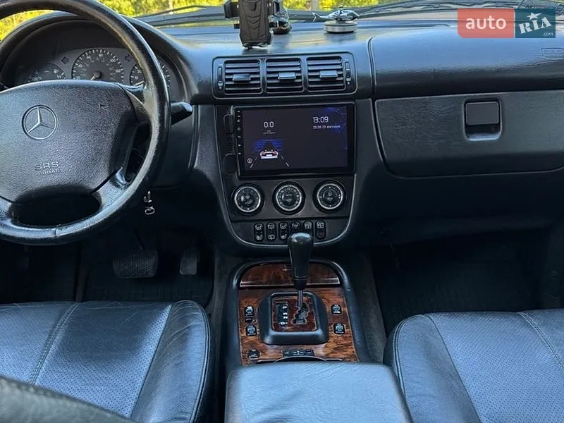 Mercedes-Benz M-Class