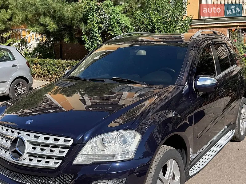 Mercedes-Benz M-Class