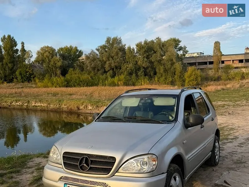 Mercedes-Benz M-Class