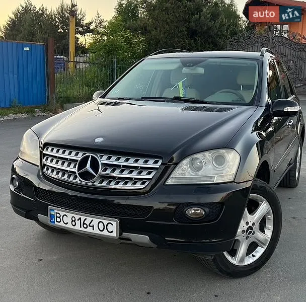 Mercedes-Benz M-Class