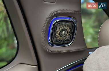 Внедорожник / Кроссовер Mercedes-Benz Maybach EQS SUV 2024 в  фото 58 Внедорожник / Кроссовер Mercedes-Benz Maybach EQS SUV 2024 в