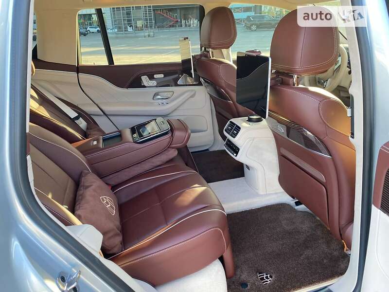 Позашляховик / Кросовер Mercedes-Benz Maybach 2021 в Києві