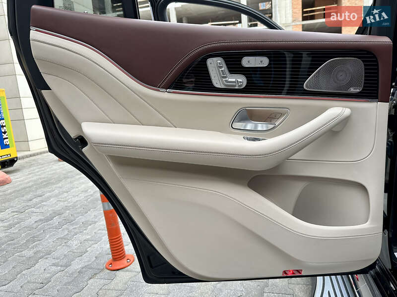 Позашляховик / Кросовер Mercedes-Benz Maybach 2021 в Києві