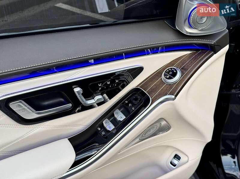 Седан Mercedes-Benz Maybach 2021 в Києві