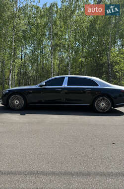 Седан Mercedes-Benz Maybach 2022 в 