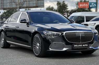 Седан Mercedes-Benz Maybach 2021 в 