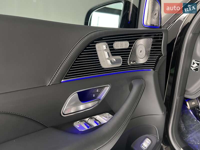 Внедорожник / Кроссовер Mercedes-Benz Maybach 2021 в Киеве