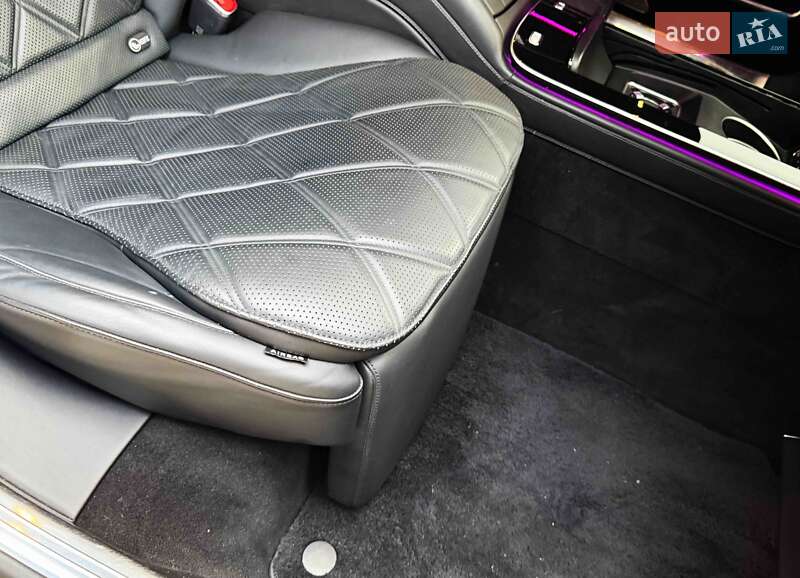 Седан Mercedes-Benz Maybach 2021 в Львові