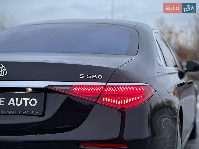 Седан Mercedes-Benz Maybach 2022 в Киеве