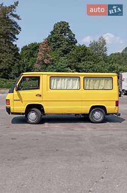 Минивэн Mercedes-Benz MB-Class 1989 в 