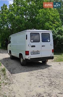 Грузовой фургон Mercedes-Benz MB-Class 1995 в 