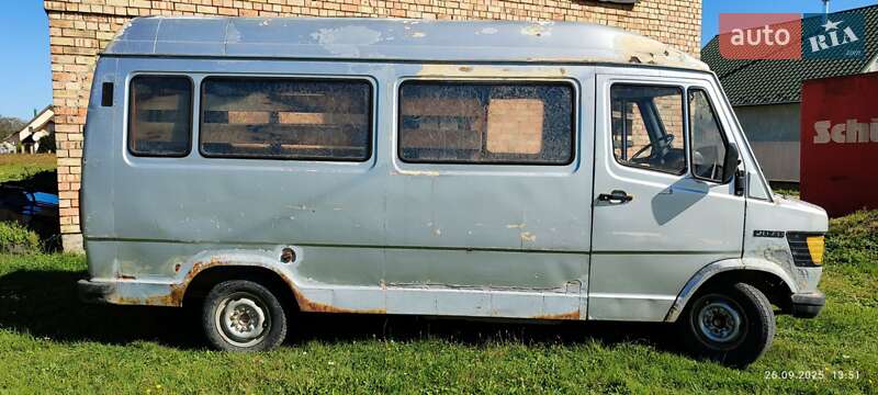 Минивэн Mercedes-Benz MB-Class 1987 в Коломые