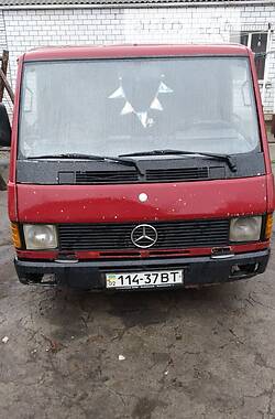 Легковой фургон (до 1,5 т) Mercedes-Benz MB груз.-пасс. 1989 в Крыжополе