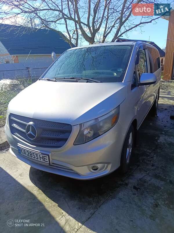 Mercedes-Benz Metris 2015