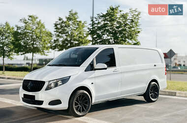 Минивэн Mercedes-Benz Metris 2018 в 