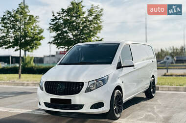 Минивэн Mercedes-Benz Metris 2018 в 