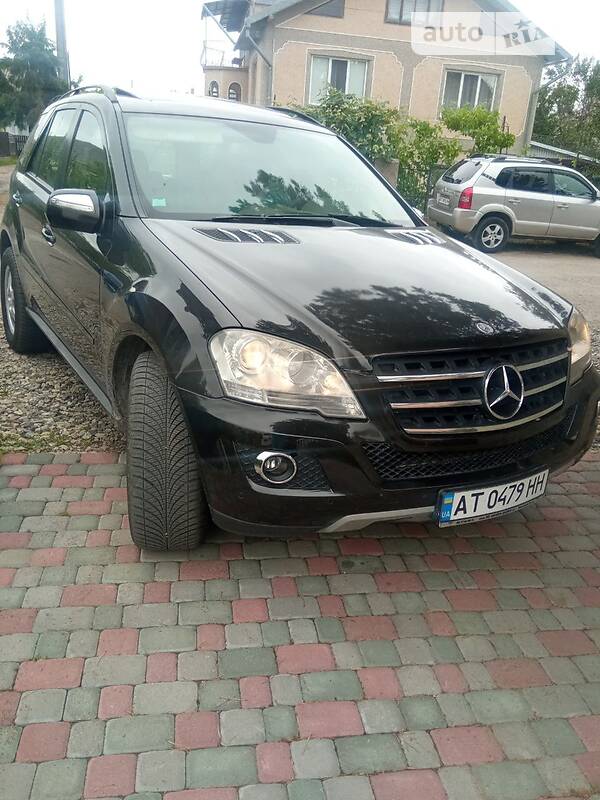Mercedes-Benz ML 320