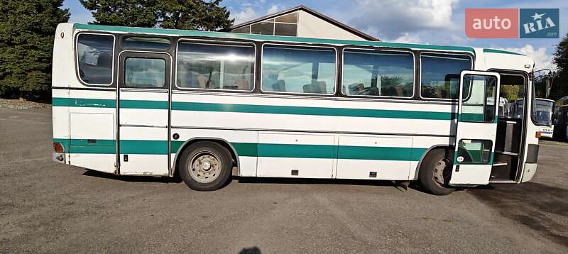 Туристический / Междугородний автобус Mercedes-Benz O 303 1987 в Днепре
